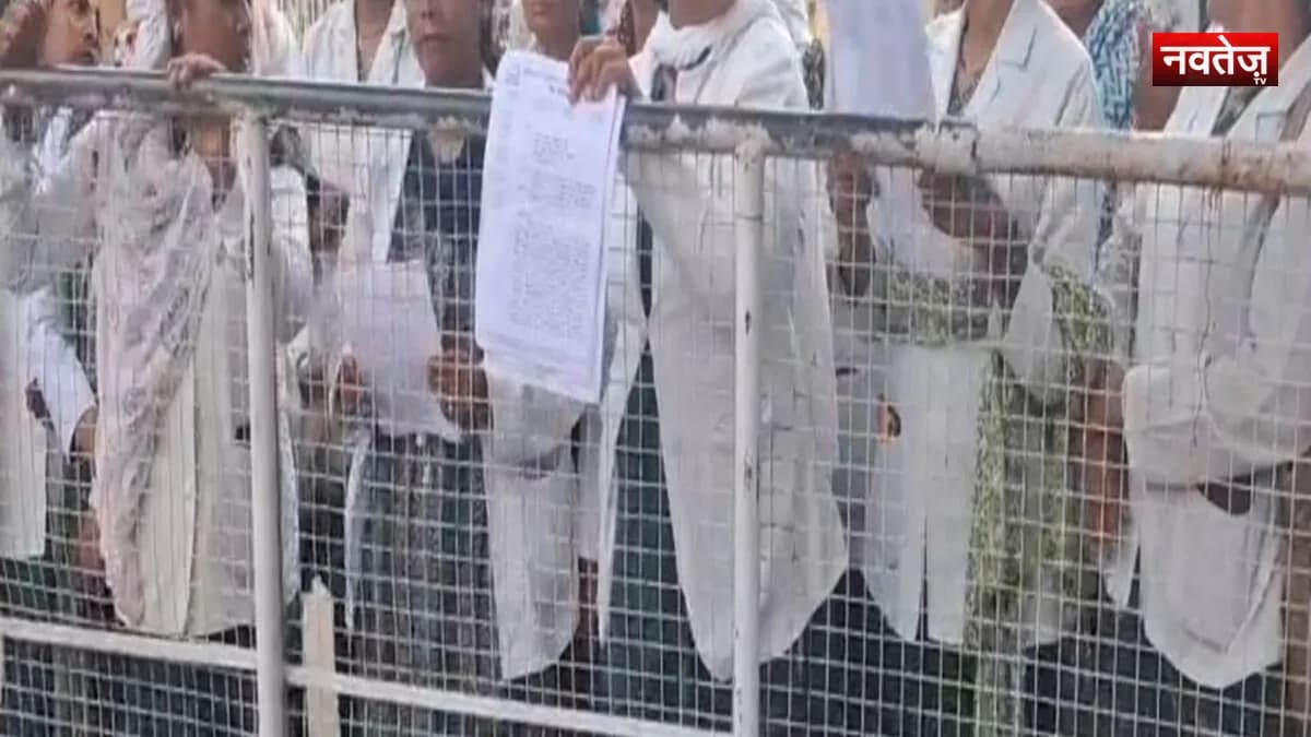 एएनएम एसोसिएशन ने विभिन्न मांगों को लेकर कलेक्टर एवं सीएमएचओ को सौंपा ज्ञापन