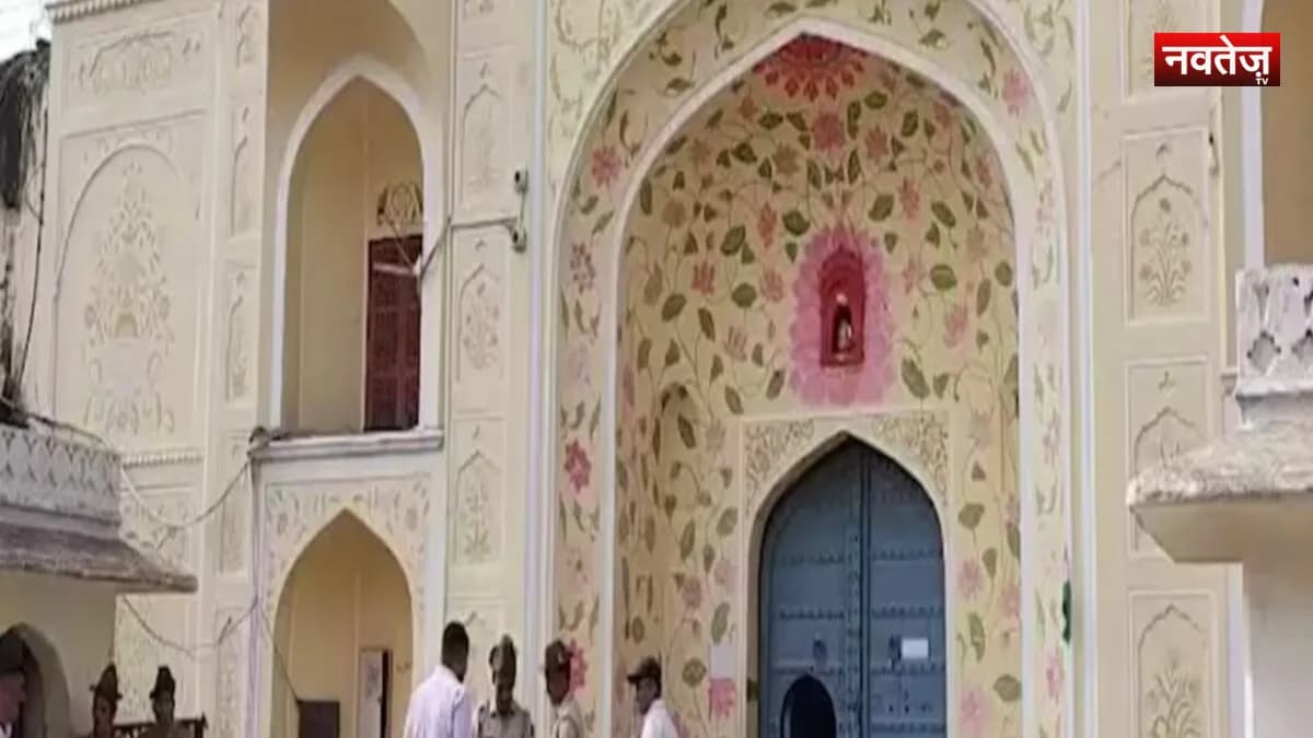 जयपुर सेंट्रल जेल में बड़ी सेंध: औचक तलाशी में 4 कैदियों के पास मिले मोबाइल, पैरोल पर छूटा बंदी फरार
