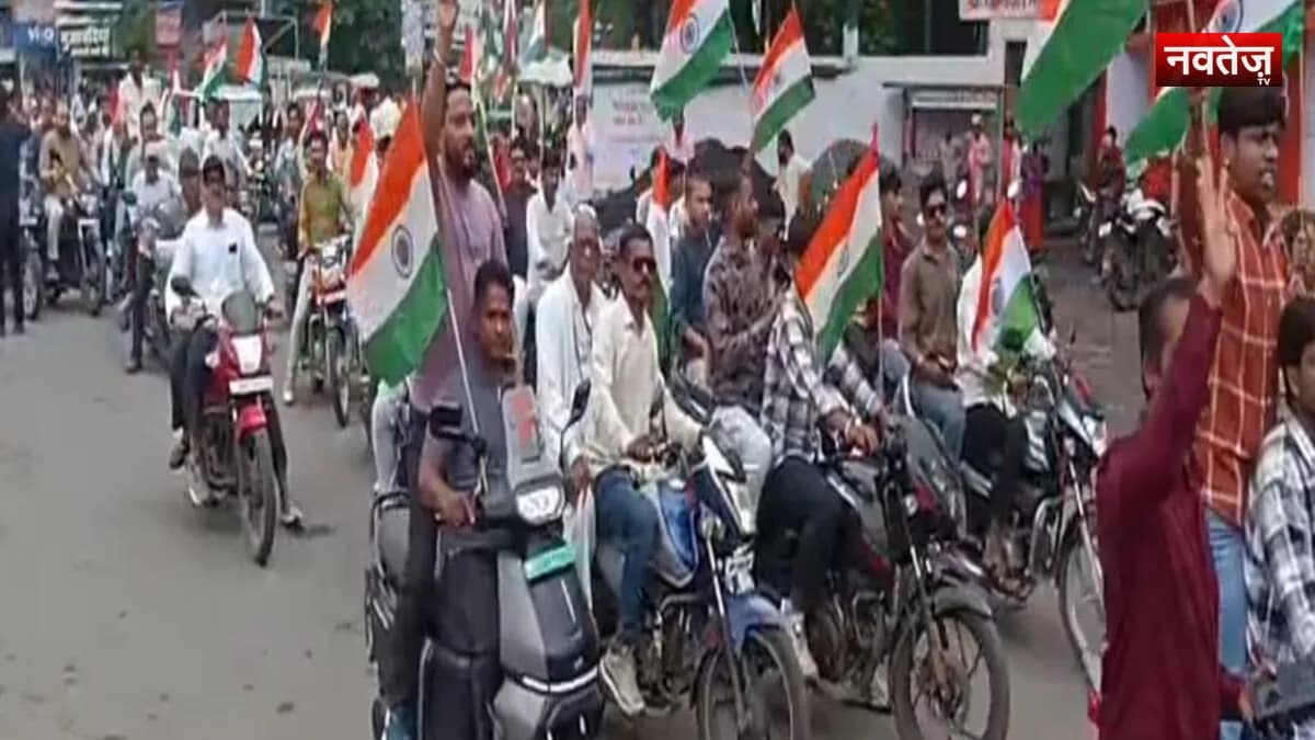 सेन समाज ने निकाली भव्य तिरंगा यात्रा